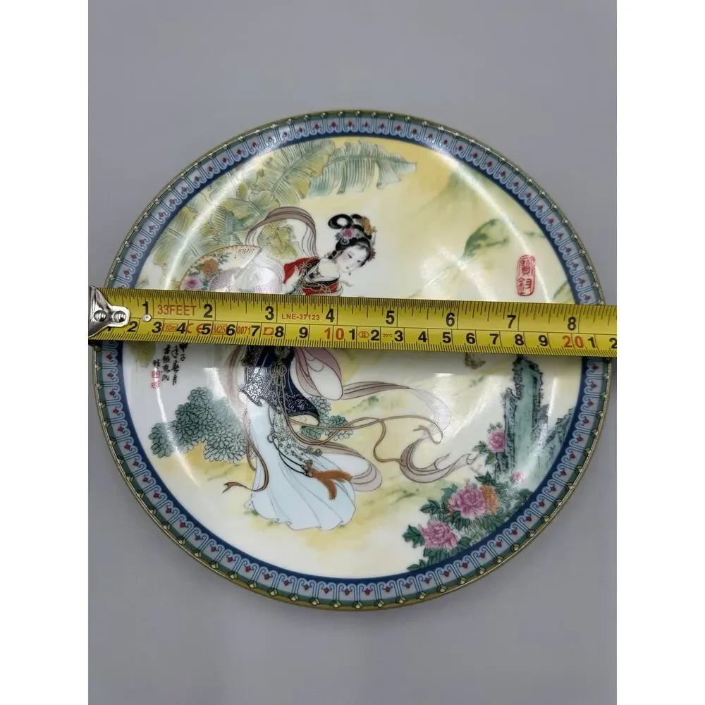 Zhao Huimin - Chinese Art Master Color Decorative Plate The Gift Of Purity